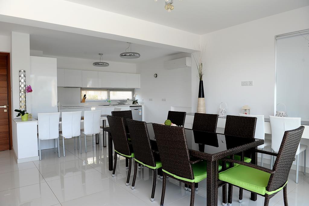 Villa Kalypso Agia Napa Buitenkant foto